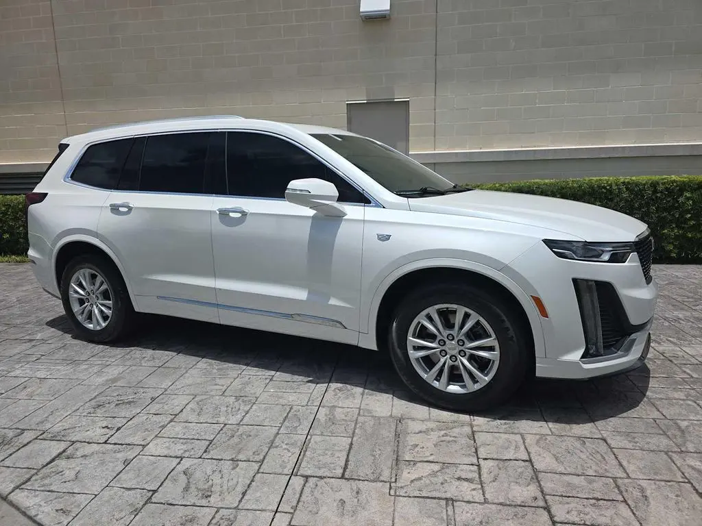 2021 Cadillac XT6 Luxury