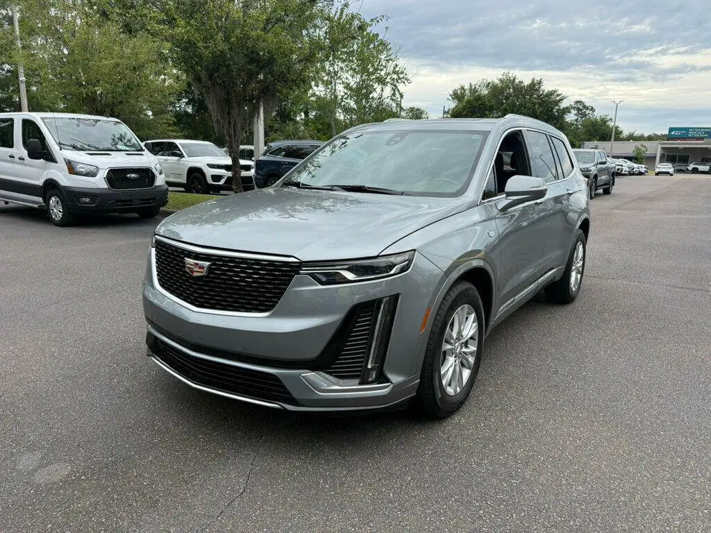 2024 Cadillac XT6 Luxury