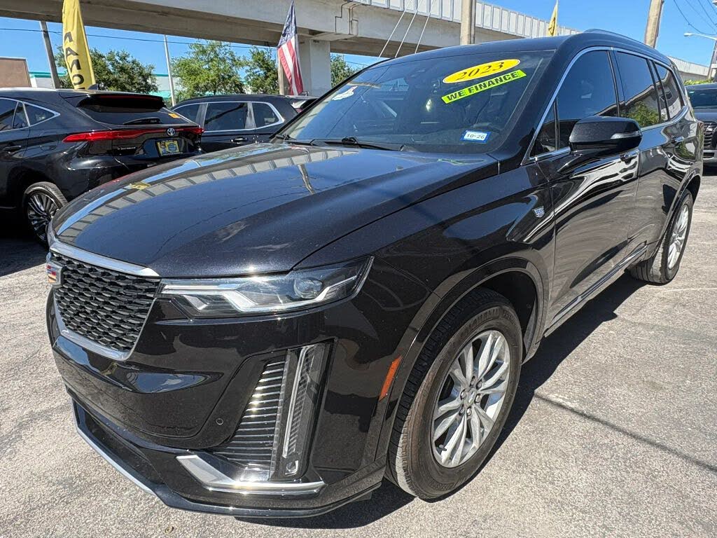 2023 Cadillac XT6 Luxury