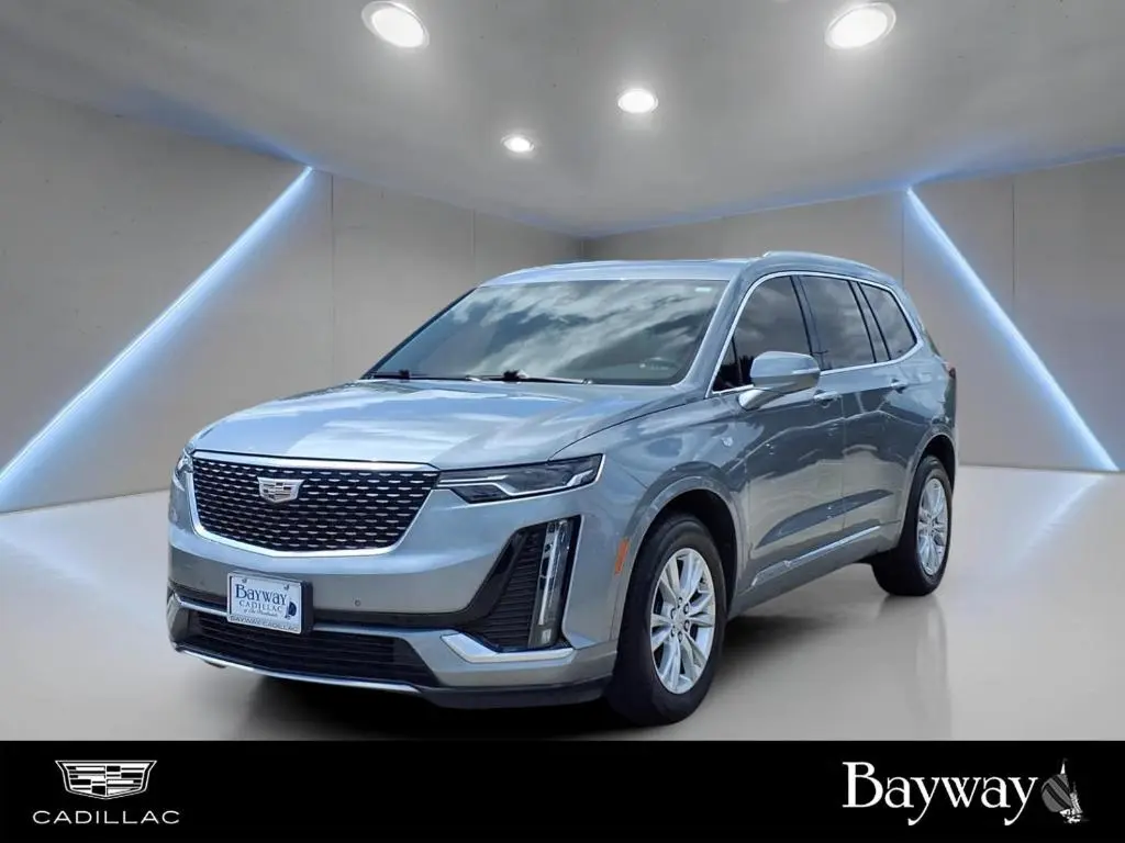 2023 Cadillac XT6 Luxury