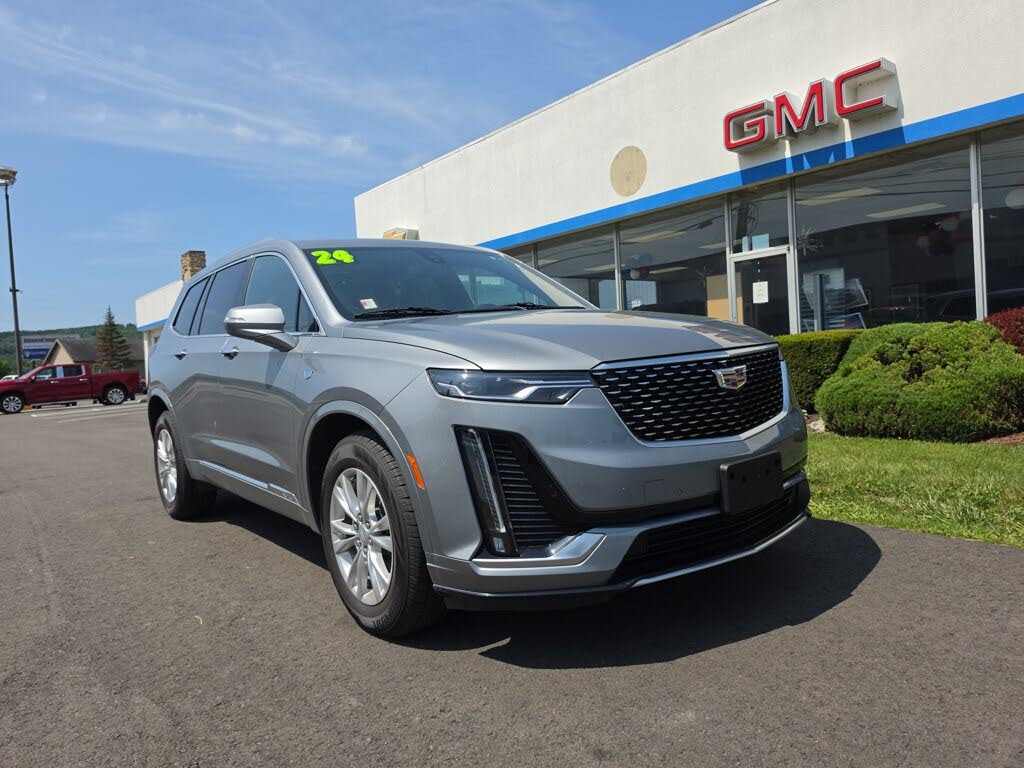 2024 Cadillac XT6 Luxury
