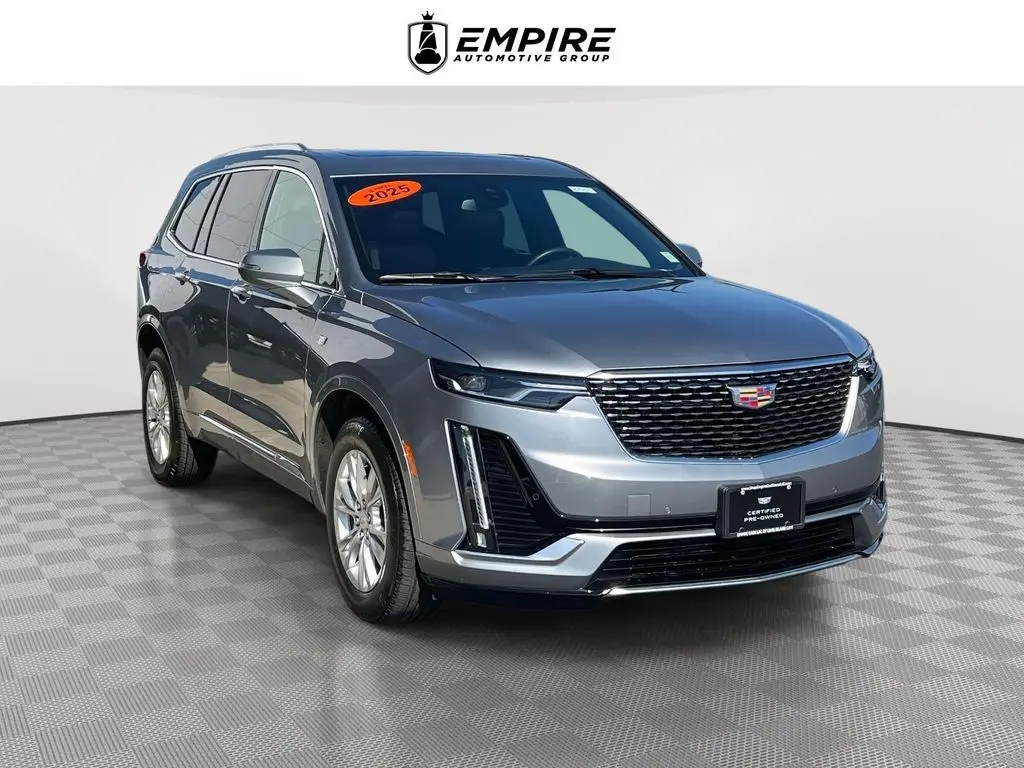 2025 Cadillac XT6 Luxury