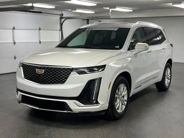 2024 Cadillac XT6 Luxury