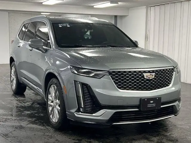 2023 Cadillac XT6 Premium Luxury