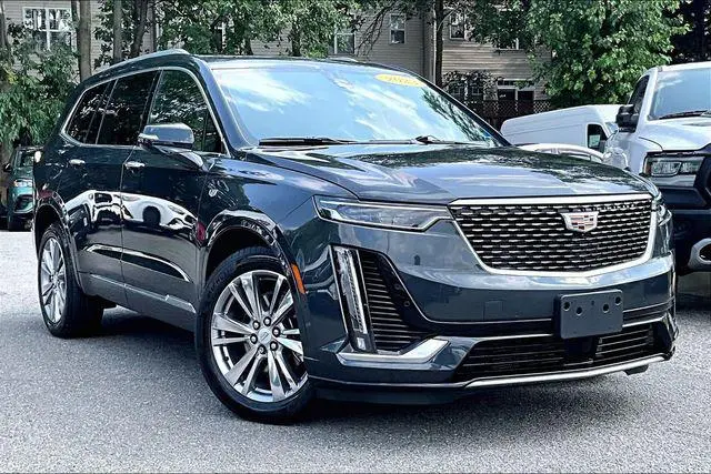 2023 Cadillac XT6 Premium Luxury