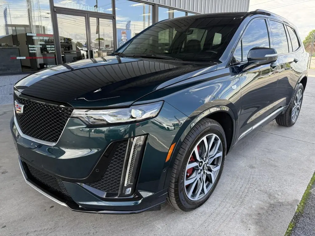 2024 Cadillac XT6 Sport