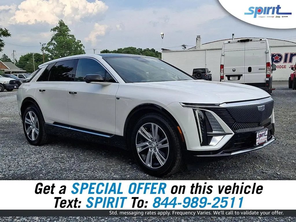 2024 Cadillac LYRIQ Tech