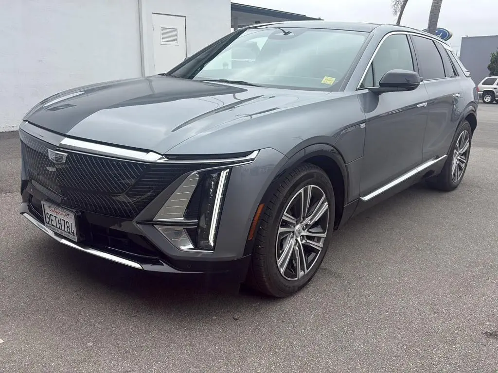 2023 Cadillac LYRIQ Luxury
