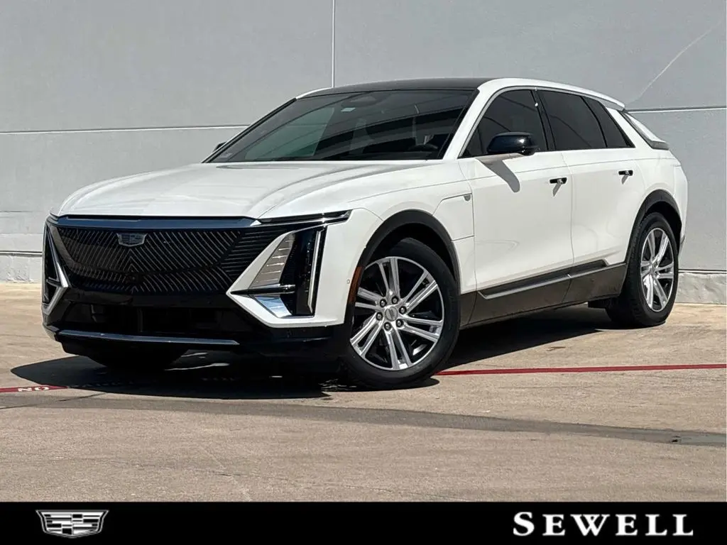 2024 Cadillac LYRIQ Tech