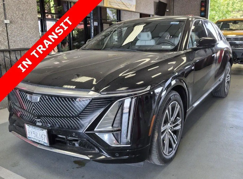 2023 Cadillac LYRIQ Luxury