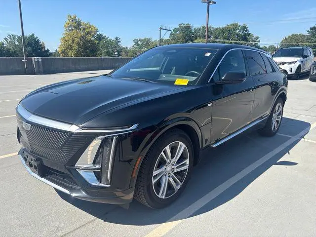 2024 Cadillac LYRIQ Tech