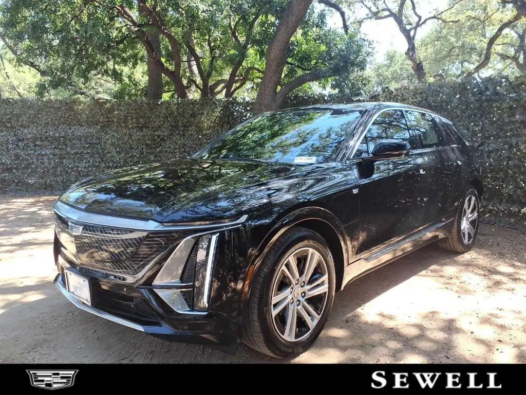 2024 Cadillac LYRIQ Tech