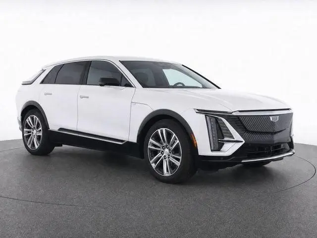 2024 Cadillac LYRIQ Tech