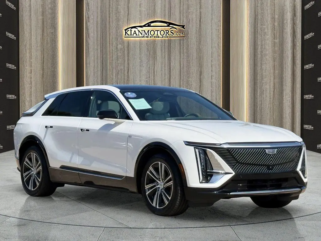 2024 Cadillac LYRIQ Luxury