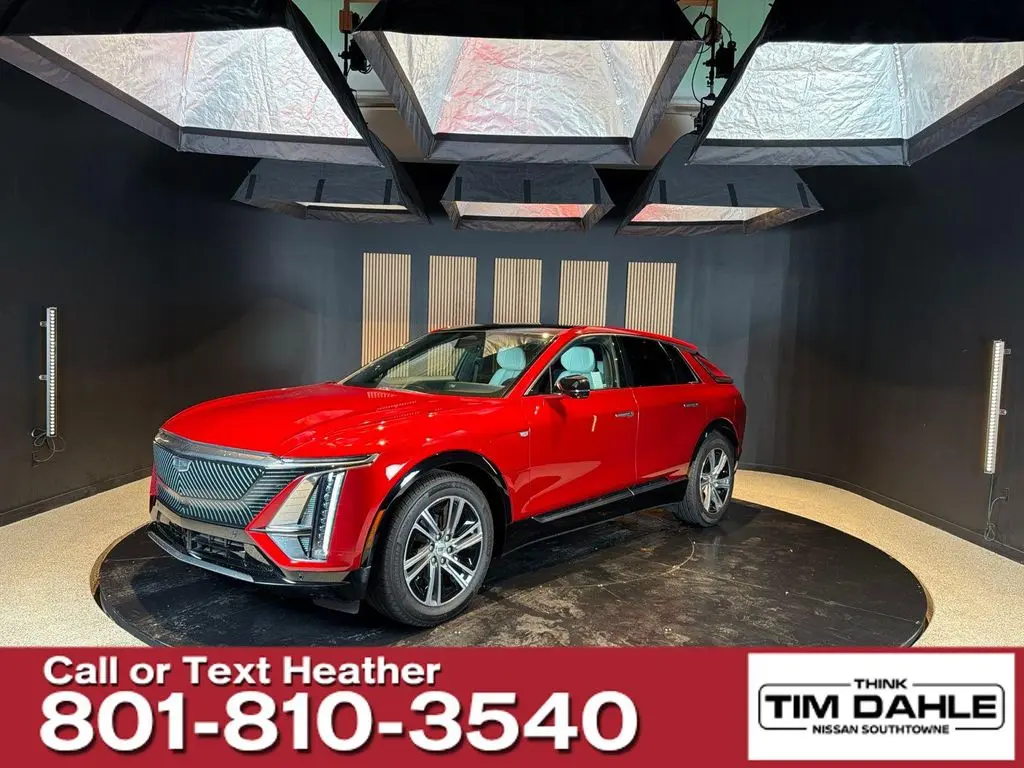 2024 Cadillac LYRIQ Luxury