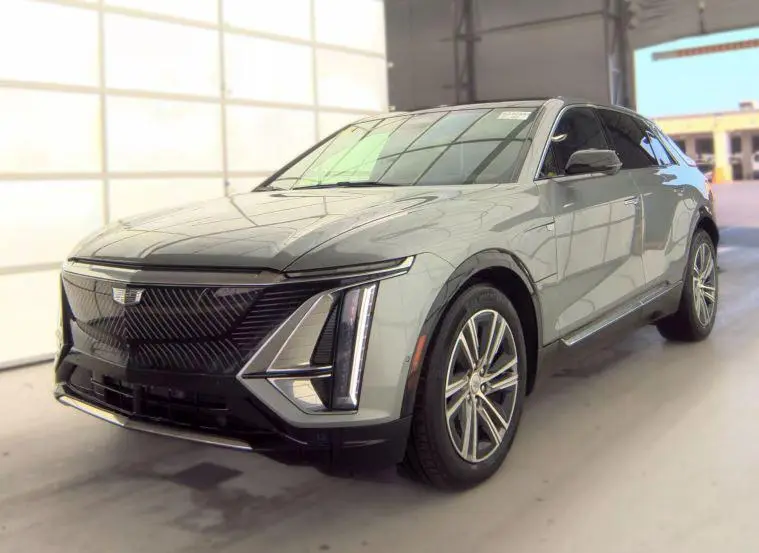 2024 Cadillac LYRIQ Luxury