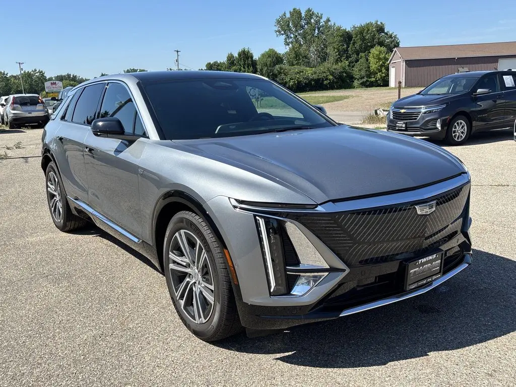 2024 Cadillac LYRIQ Luxury