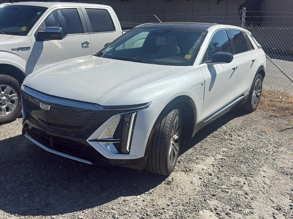 2024 Cadillac LYRIQ Luxury