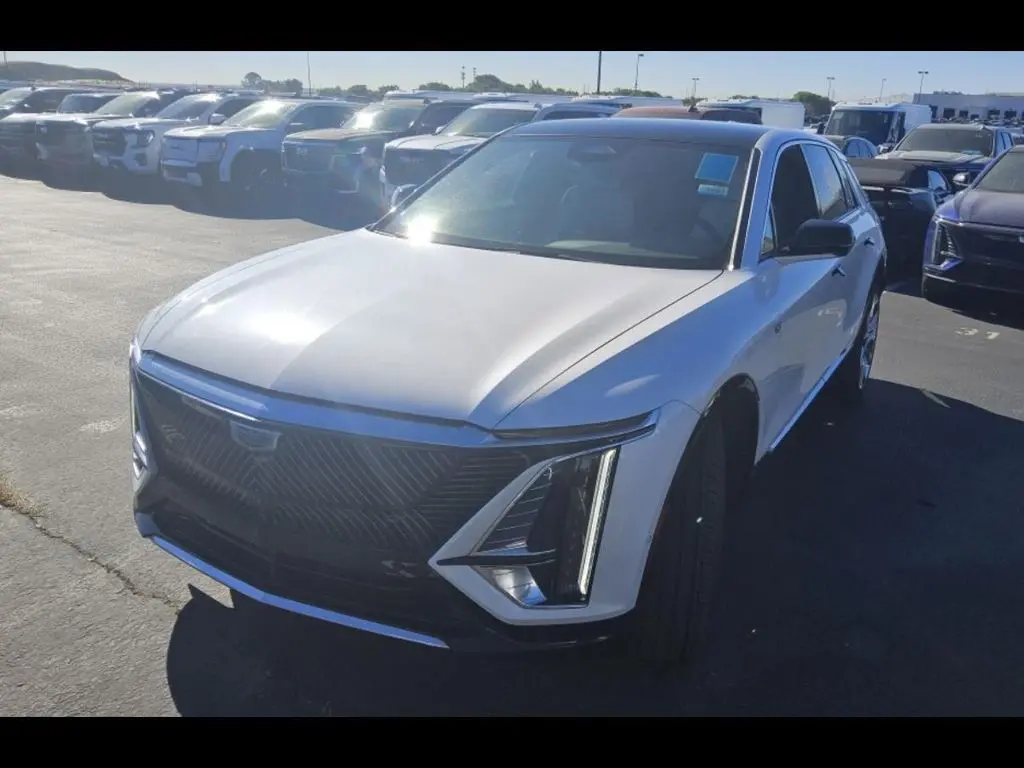 2024 Cadillac LYRIQ Luxury