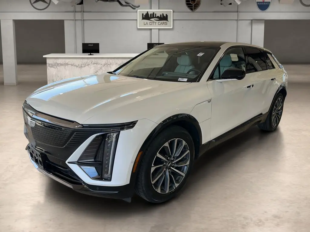 2024 Cadillac LYRIQ Sport