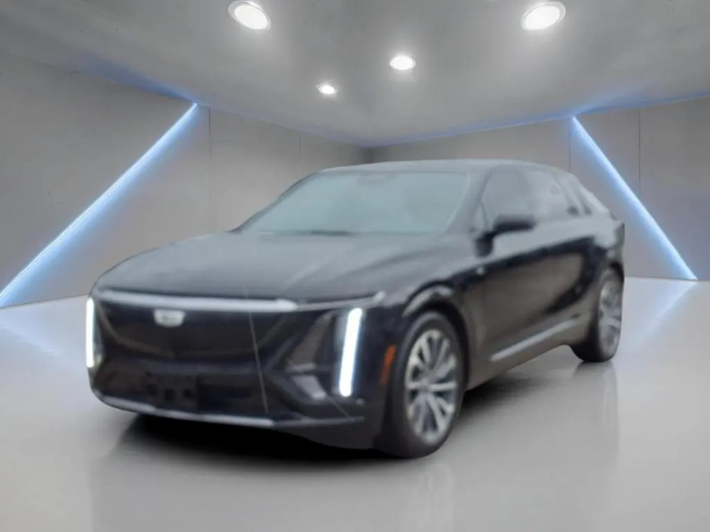2024 Cadillac LYRIQ Sport