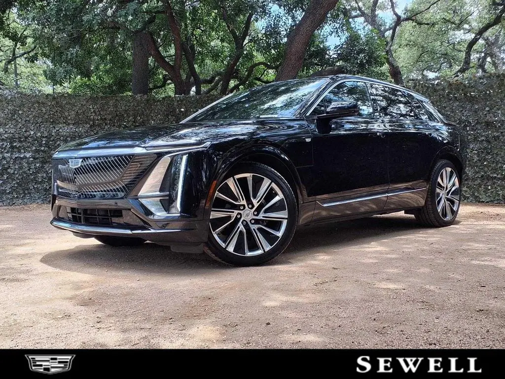 2025 Cadillac LYRIQ Luxury