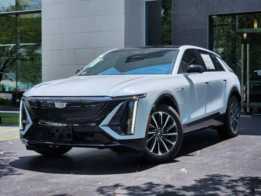 2026 Cadillac LYRIQ Sport