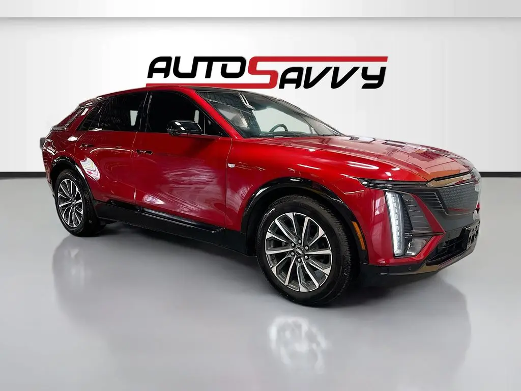 2025 Cadillac LYRIQ Sport