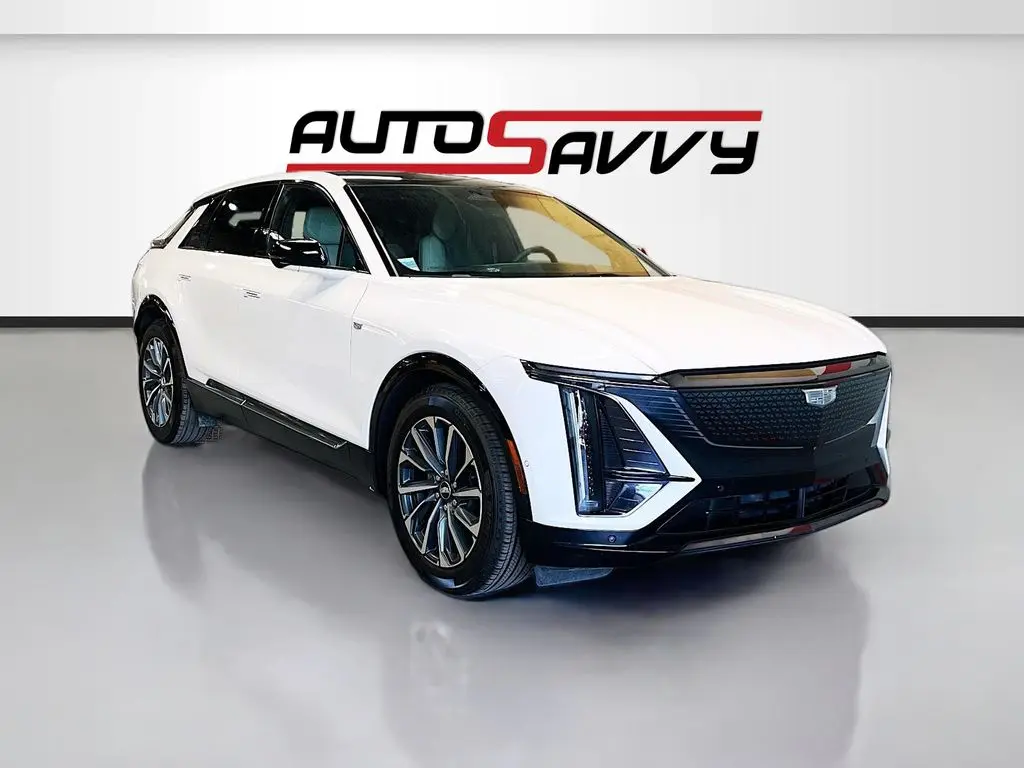 2025 Cadillac LYRIQ Sport