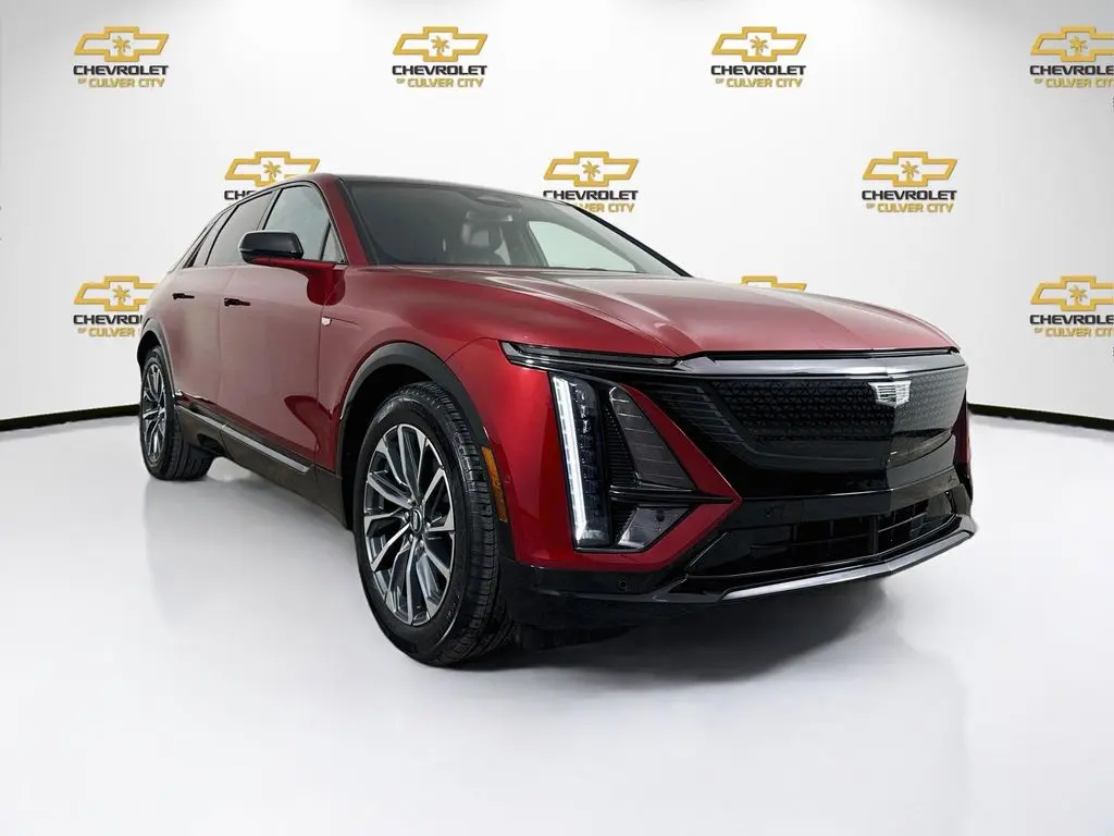 2025 Cadillac LYRIQ Sport