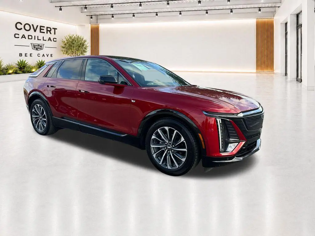 2024 Cadillac LYRIQ Sport