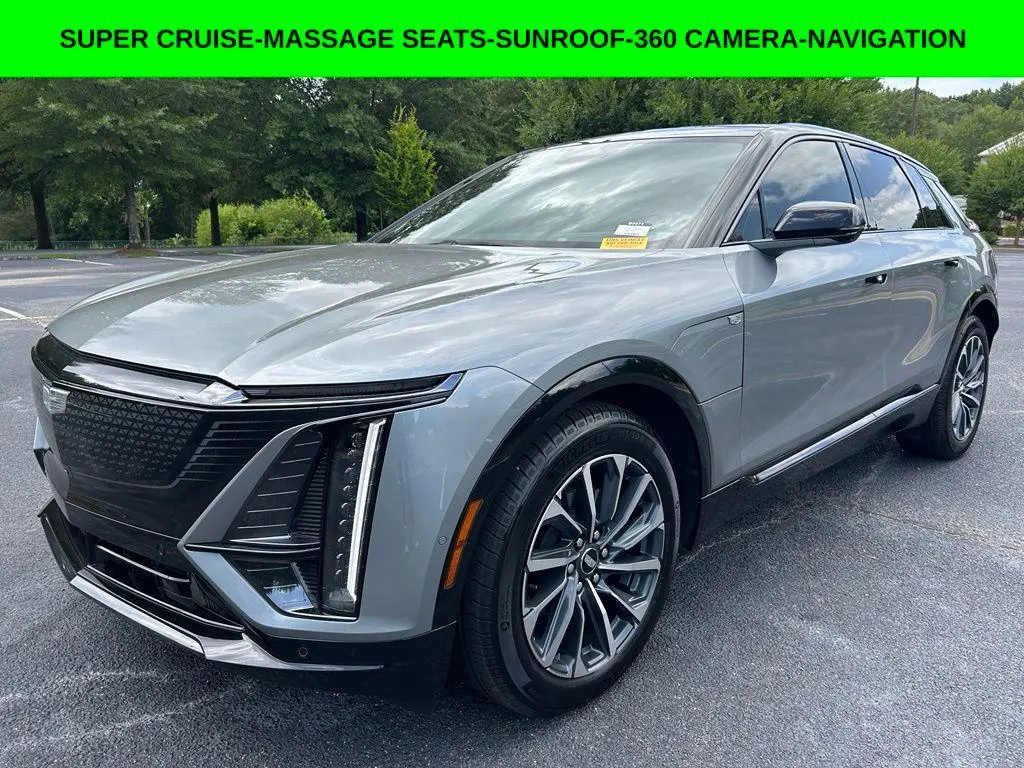 2024 Cadillac LYRIQ Sport