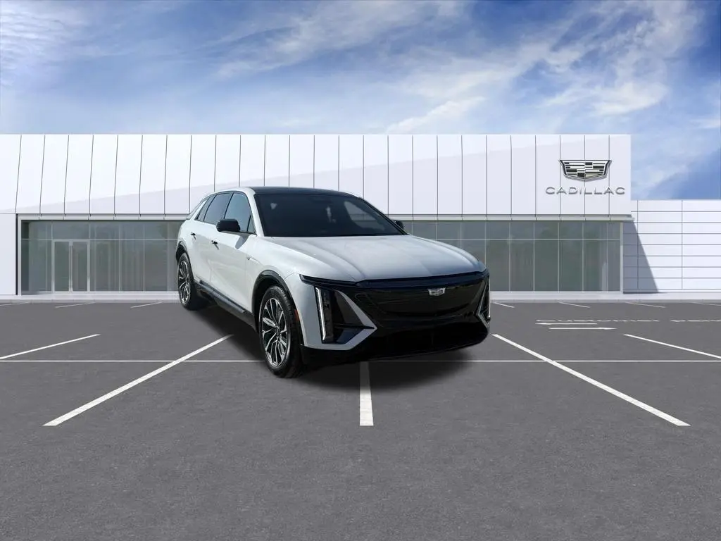 2024 Cadillac LYRIQ Sport