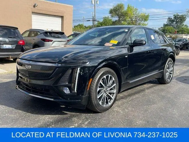 2024 Cadillac LYRIQ Sport