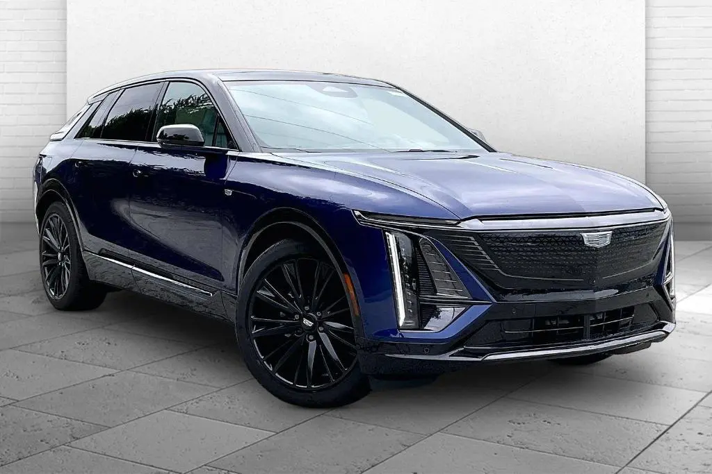 2026 Cadillac LYRIQ Signature Sport