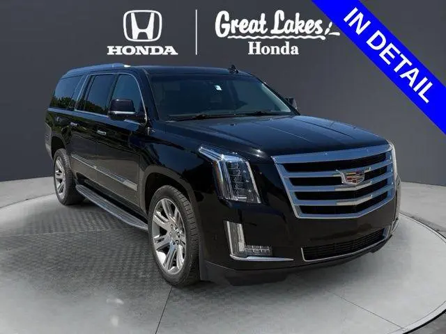2017 Cadillac Escalade ESV Luxury