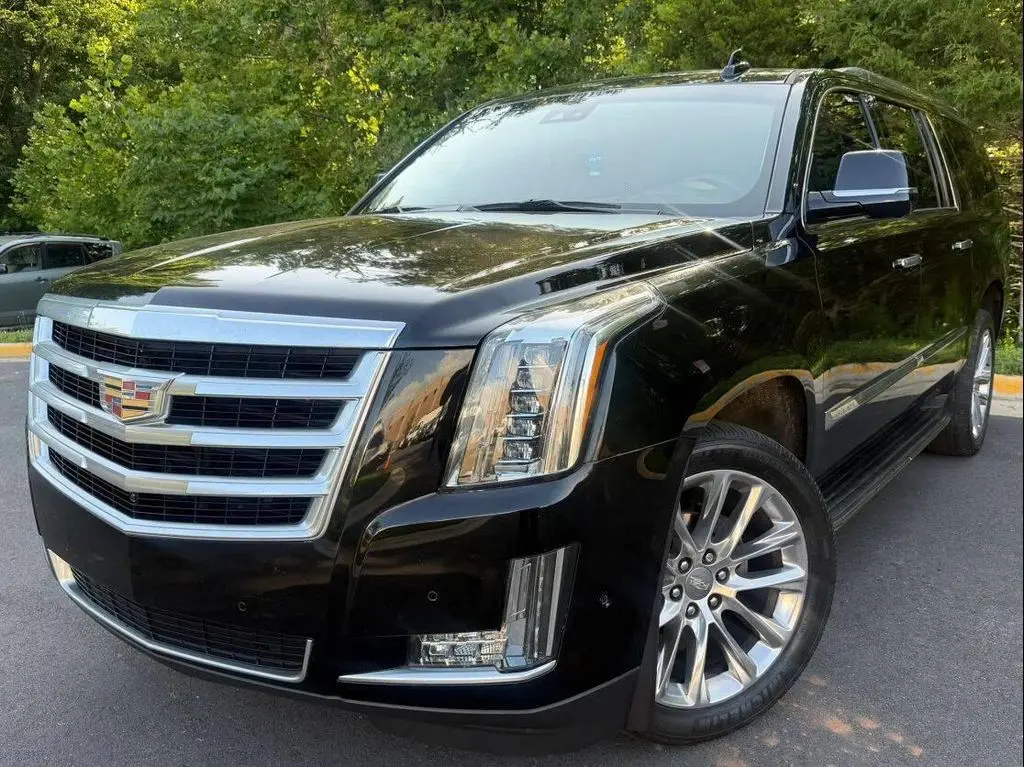 2018 Cadillac Escalade ESV Luxury