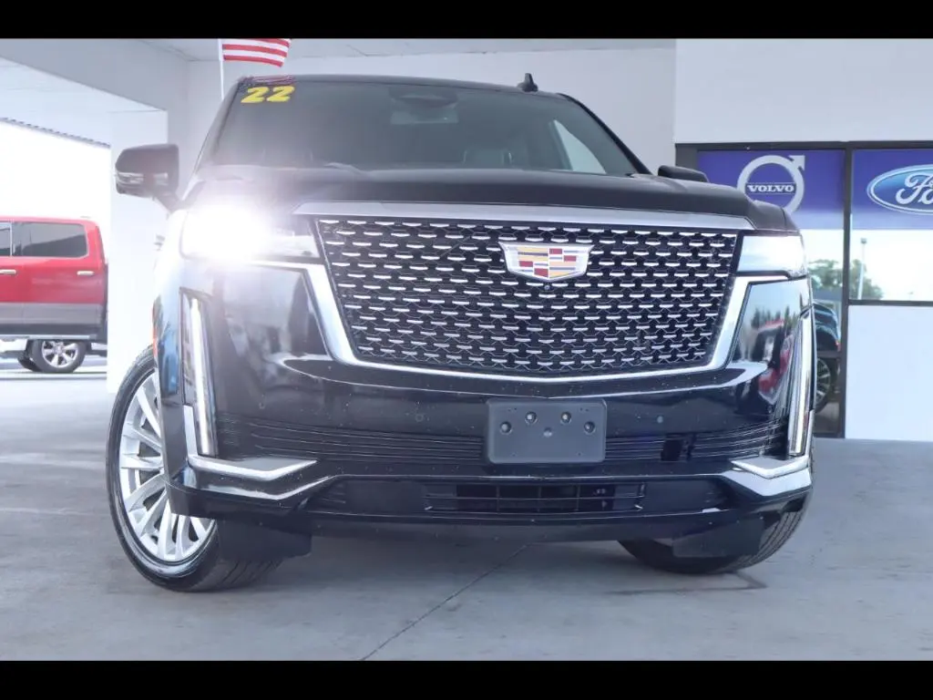 2022 Cadillac Escalade ESV Luxury
