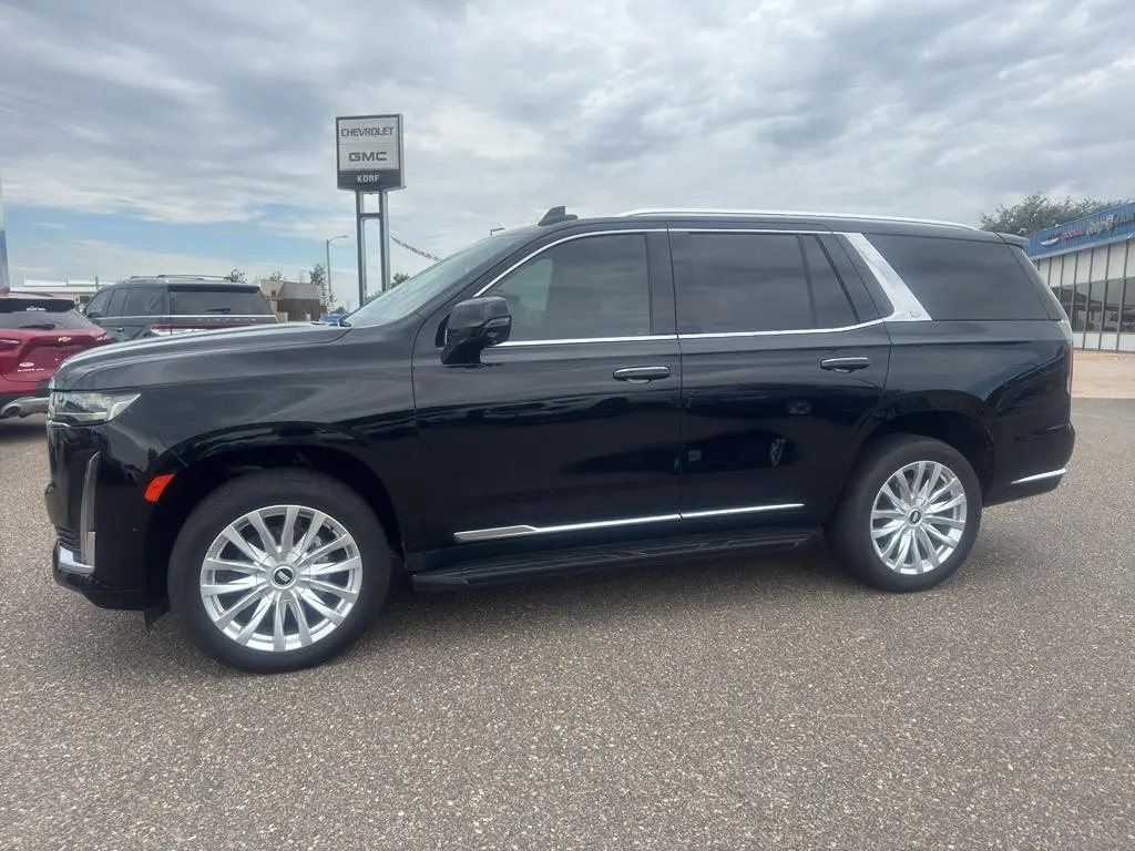 2021 Cadillac Escalade Luxury