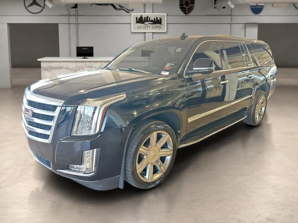 2018 Cadillac Escalade ESV Luxury