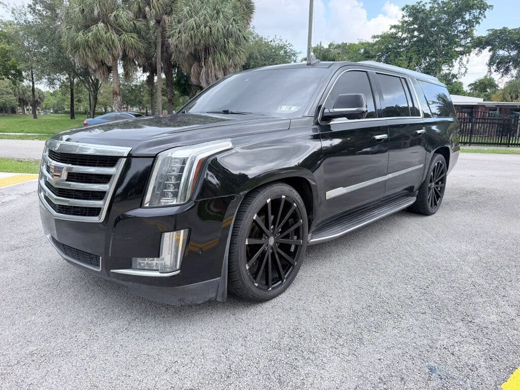 2018 Cadillac Escalade ESV Luxury
