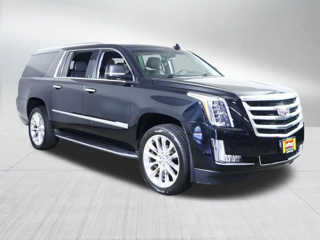 2017 Cadillac Escalade ESV Luxury