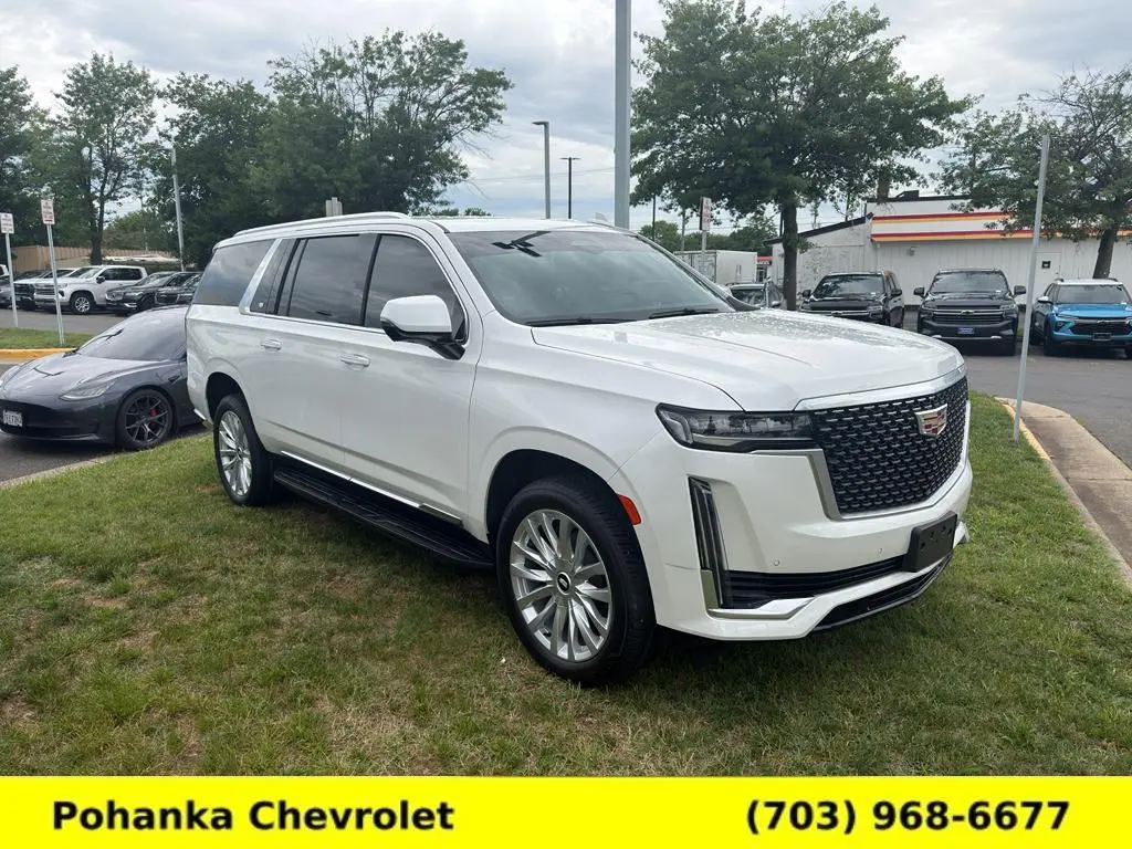 2023 Cadillac Escalade ESV Luxury