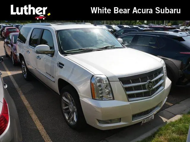 2011 Cadillac Escalade ESV Platinum Edition