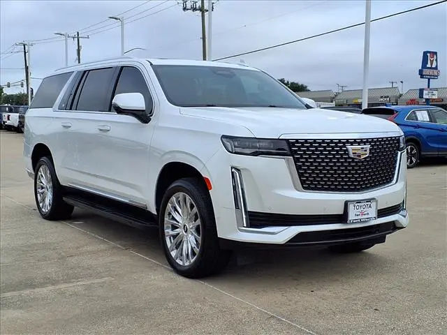 2024 Cadillac Escalade ESV Premium Luxury