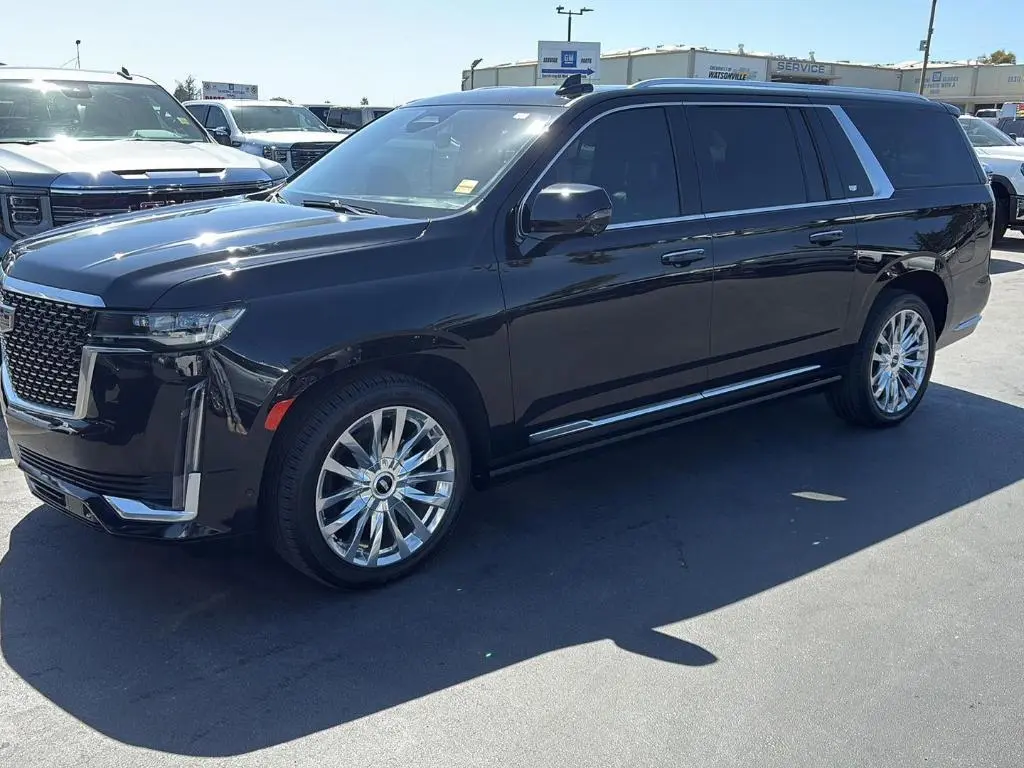 2022 Cadillac Escalade ESV Premium Luxury