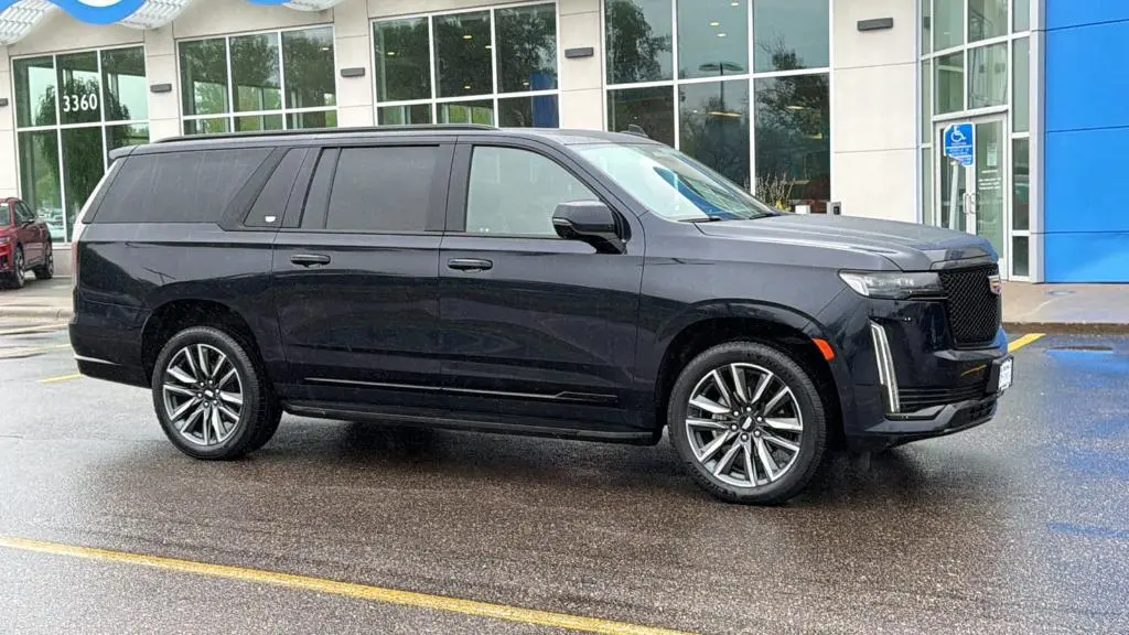 2023 Cadillac Escalade ESV Sport