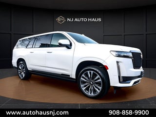 2023 Cadillac Escalade ESV Sport