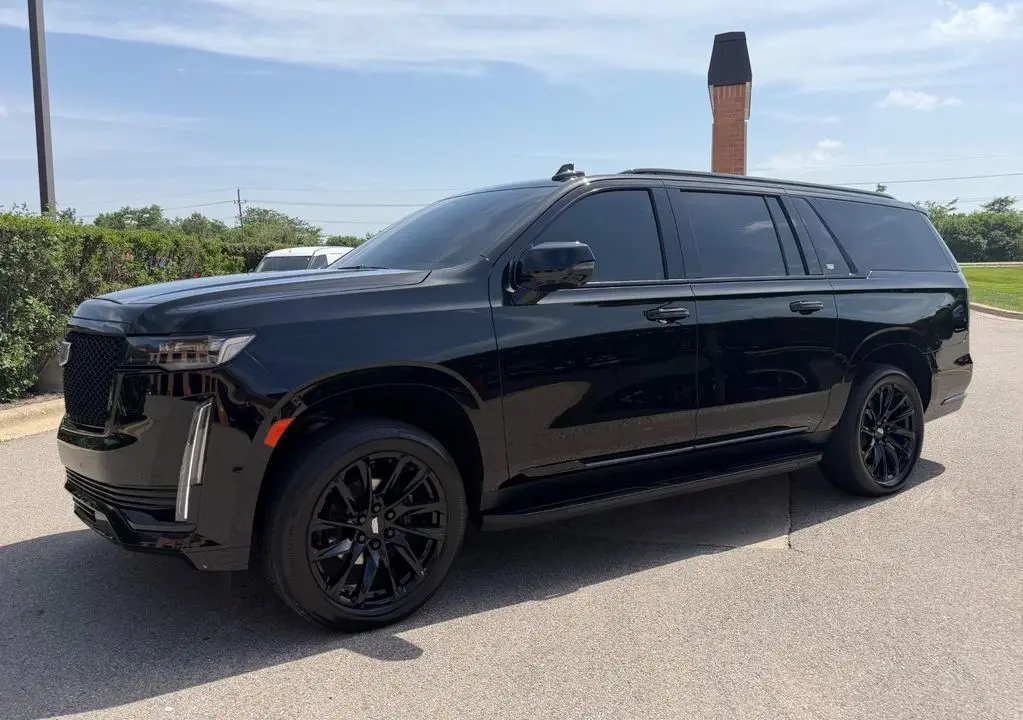 2023 Cadillac Escalade ESV Sport Platinum
