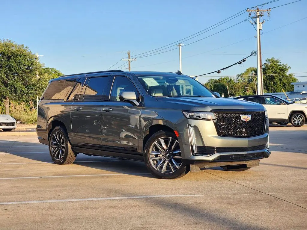 2024 Cadillac Escalade ESV Sport Platinum